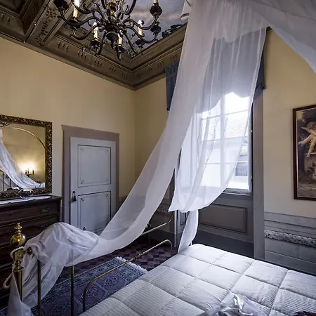 公寓 Palazzo Petrella 哥尔顿